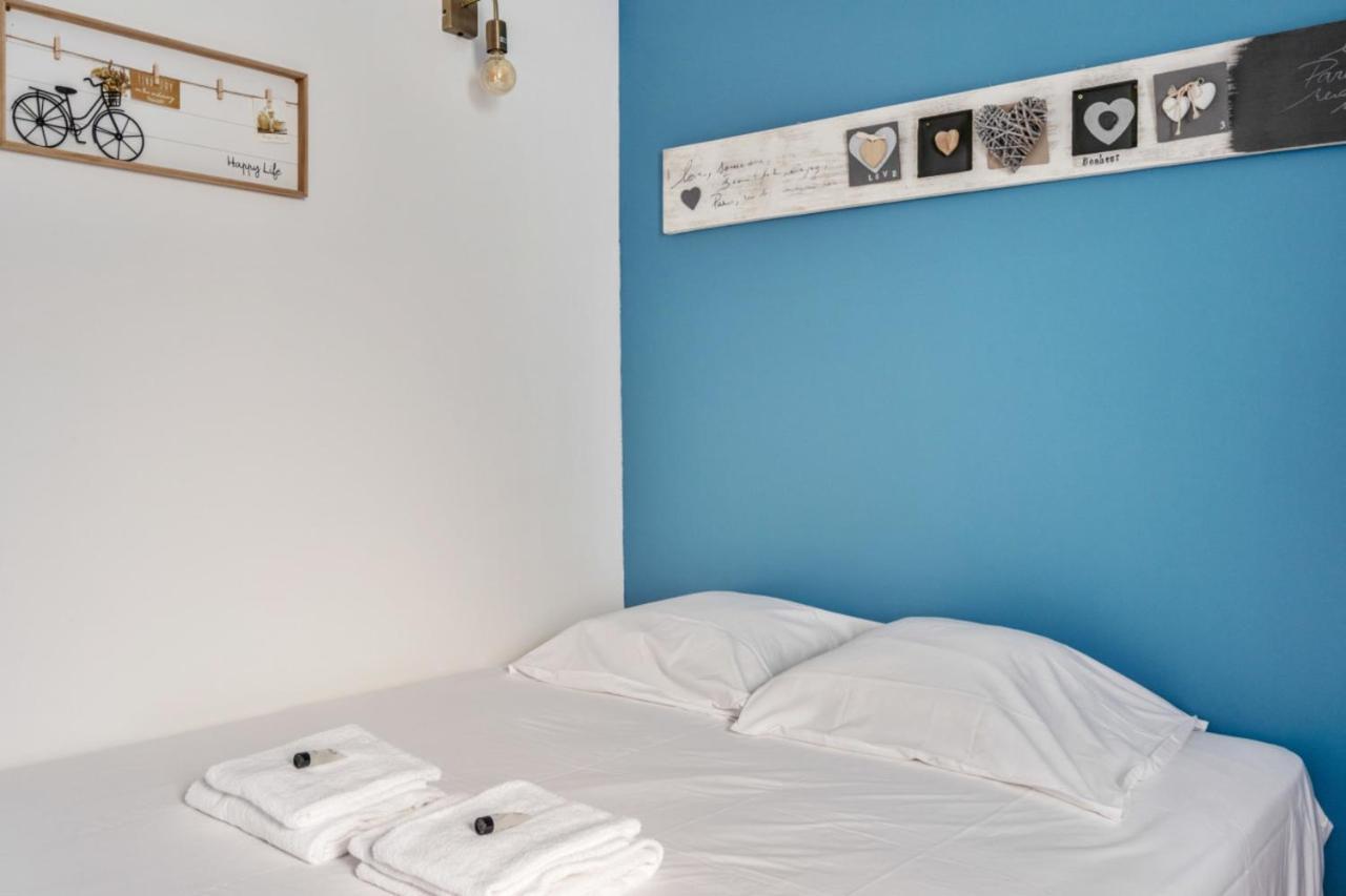Studio In The Marais District - Paris - Welkeys Exterior photo